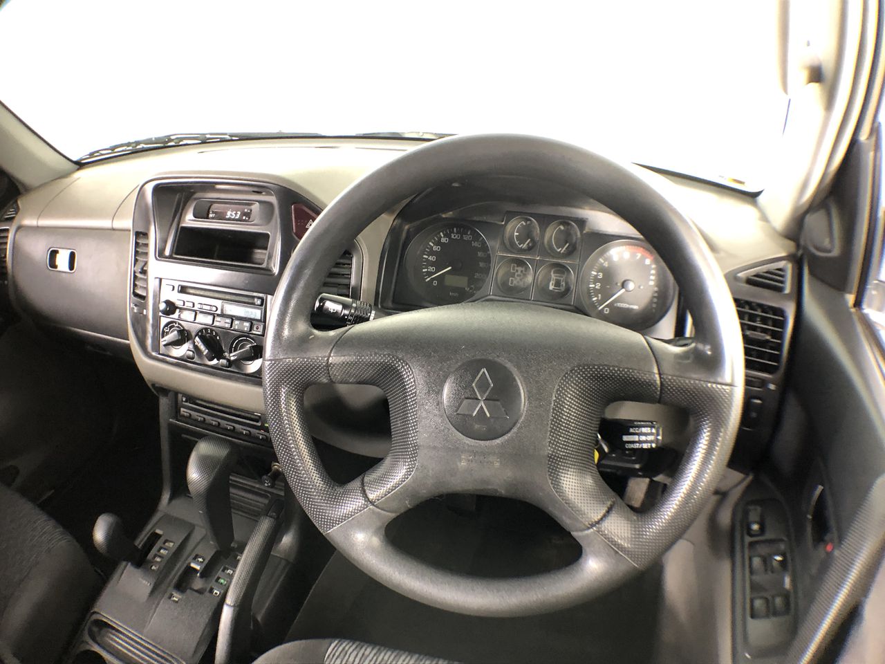 2016 Volvo XC90 D5 INSCRIPTION L SERIES Turbo Diesel Auto 