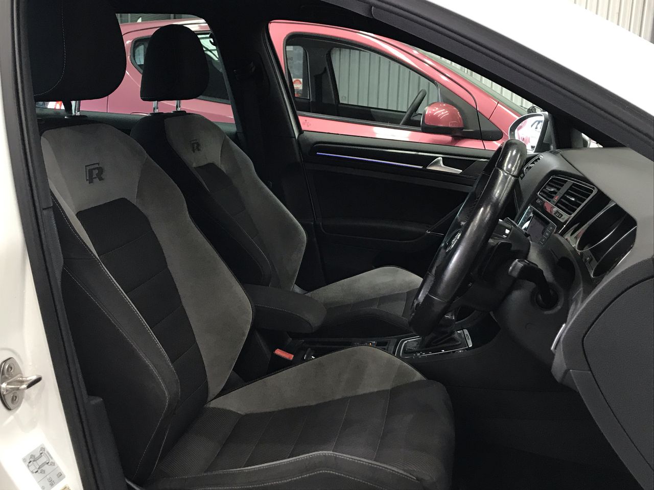 ION Audio Total PA Apex Bluetooth Speaker TOTALPAAPEXXAU NB: minor use