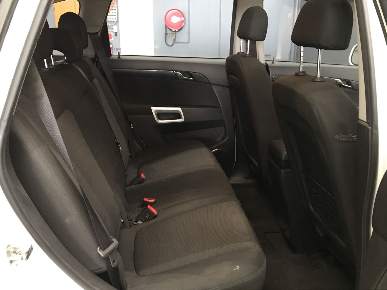 PROGEAR GR150 Road Bike 700cm x 50cm Black Ember. NB: 1 tire needs inflatio