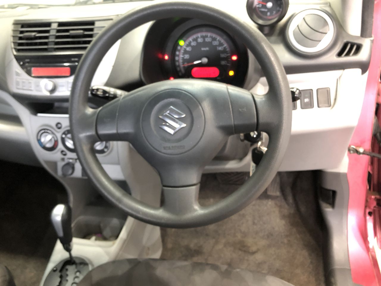 McGuigan Signature Chardonnay 2022 (6x 750mL) SEA