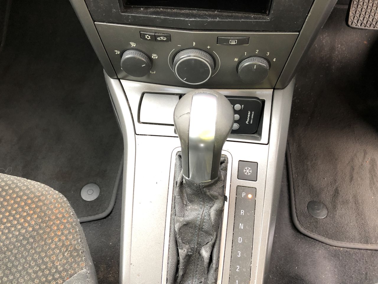 Mixed French Bubbles Pack #7, (12x 750mL), France.