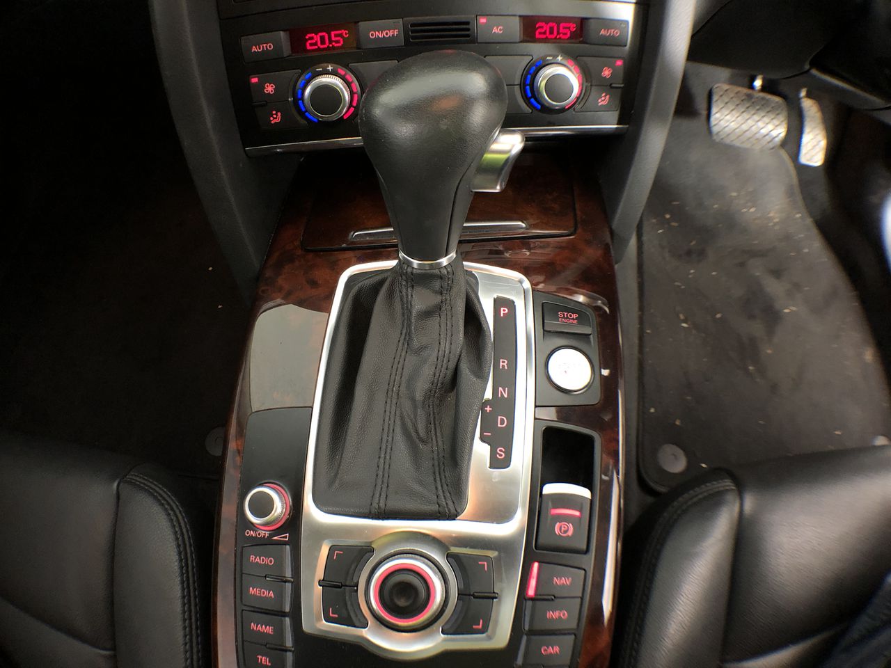 Sacred Hill Shiraz Cabernet (12x 750mL). NSW.