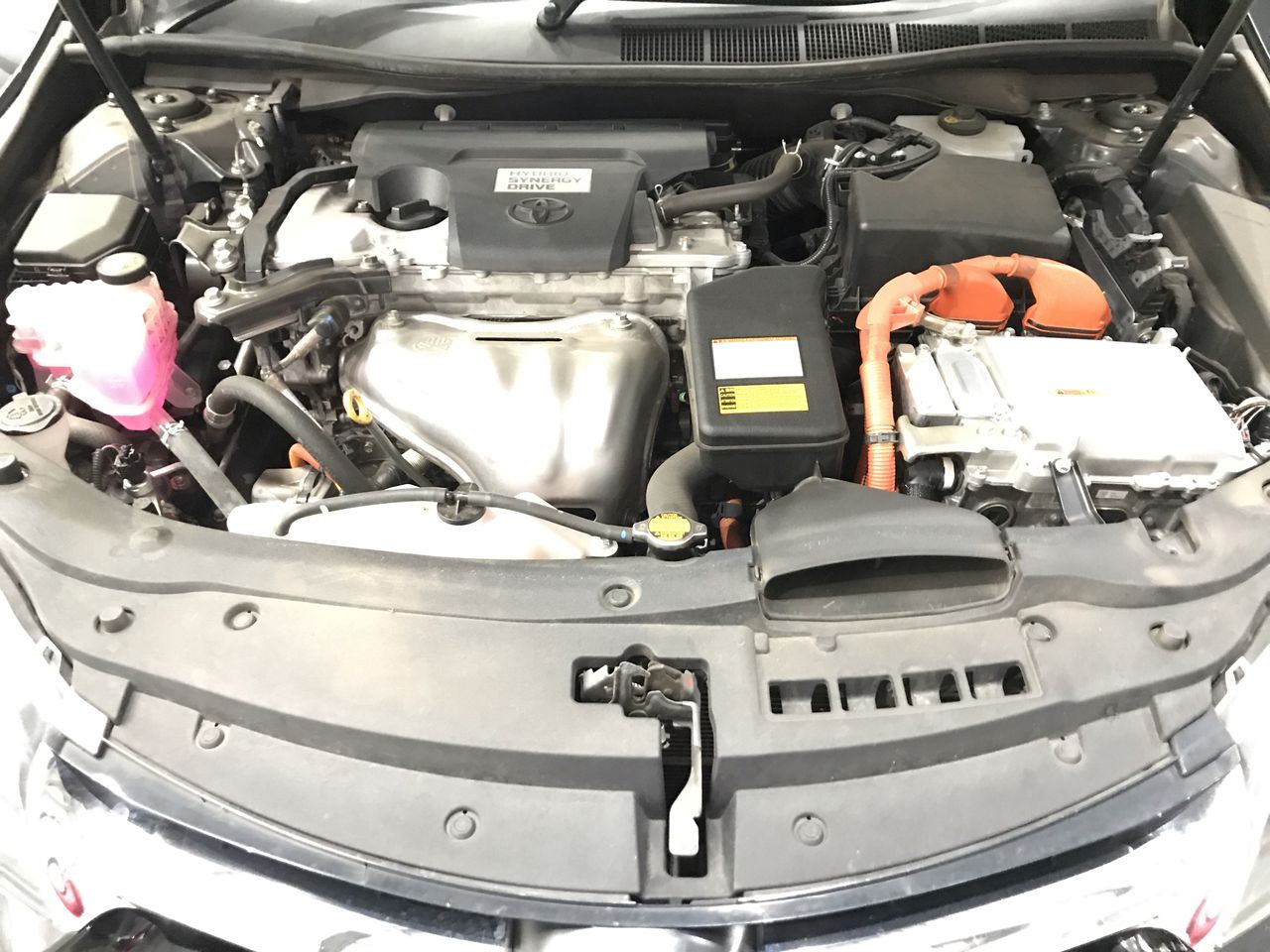 HOLDEN MOTORING SET OF 7 LOGO PIN COLLECTION SET IN PRESENTATION BOX