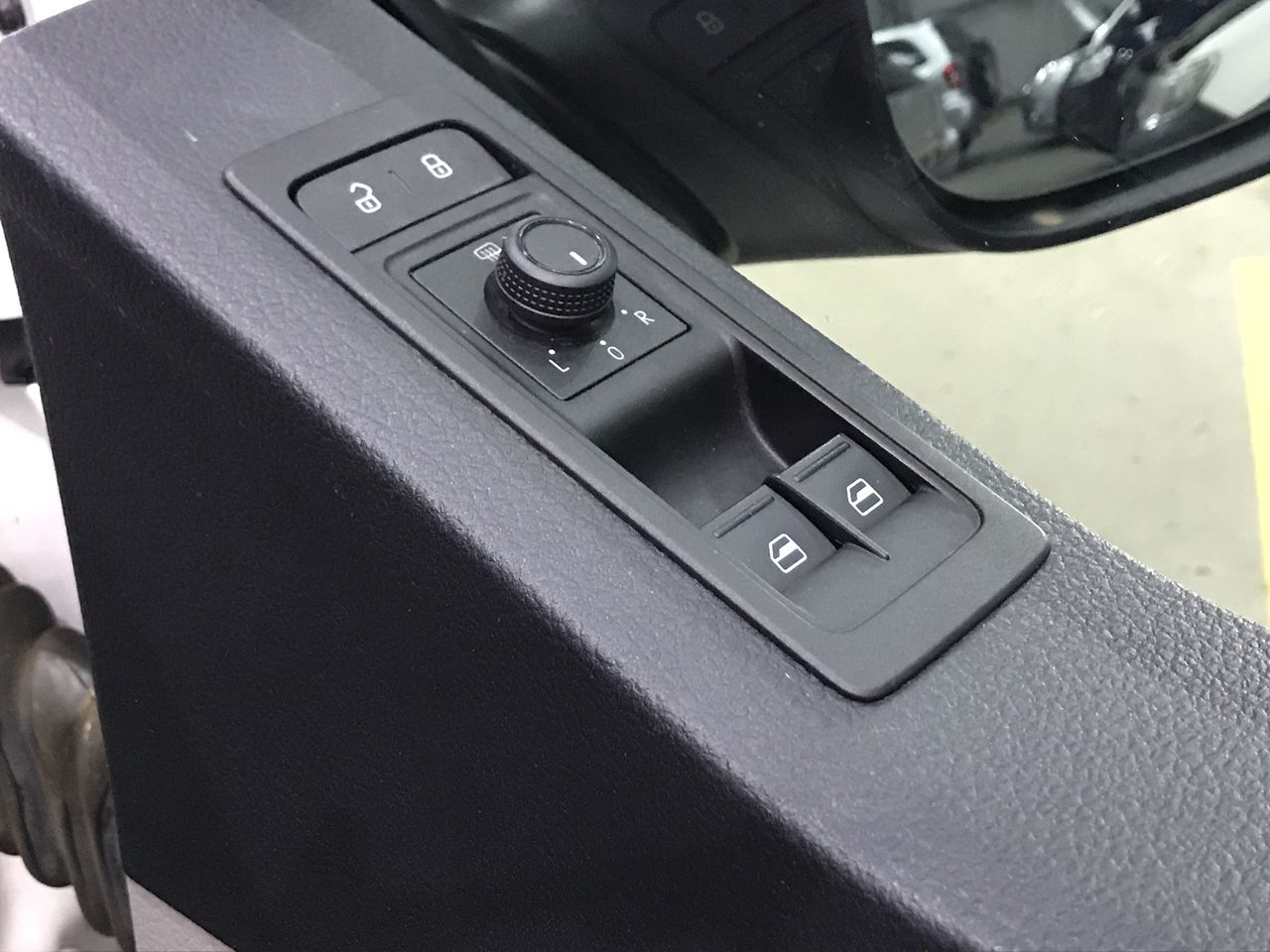 1966 Australia First & Last Queen Elizabeth Silver round fifty centsx4