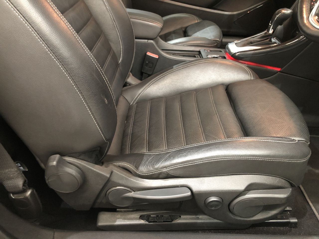 Portable Toilet - Fresh Water Flush - Burleigh Heads