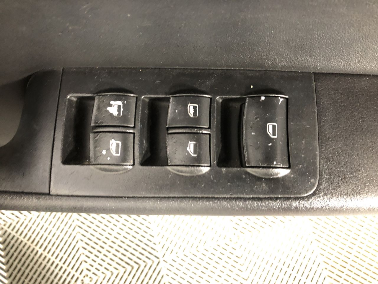 1966 Australia First & Last Queen Elizabeth Silver round fifty centsx4