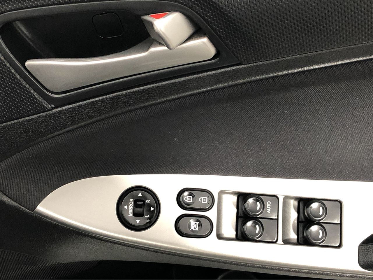 BIJ'OR-18ct Heavy Yellow Gold Plated Crystal Heart Locket - USA,RRP $79