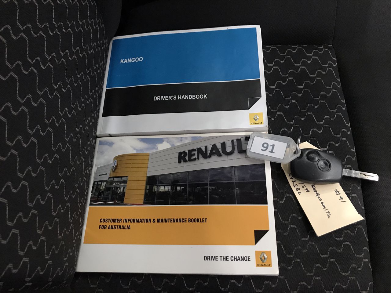 <p>10 x Blue Plastic Bin Lids</p>