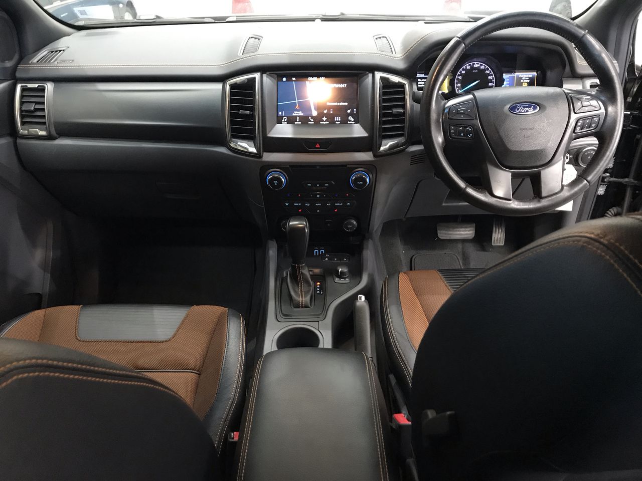 2016 Mitsubishi PAJERO SPORT Exceed QE TDl Autoic - 8 Speed Wagon