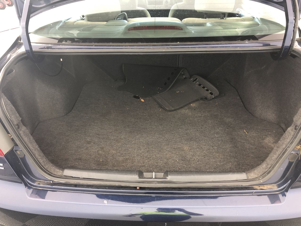 Bromic CT0080G4WC Curved Glass Countertop Beverage Fridge, 80 Litres