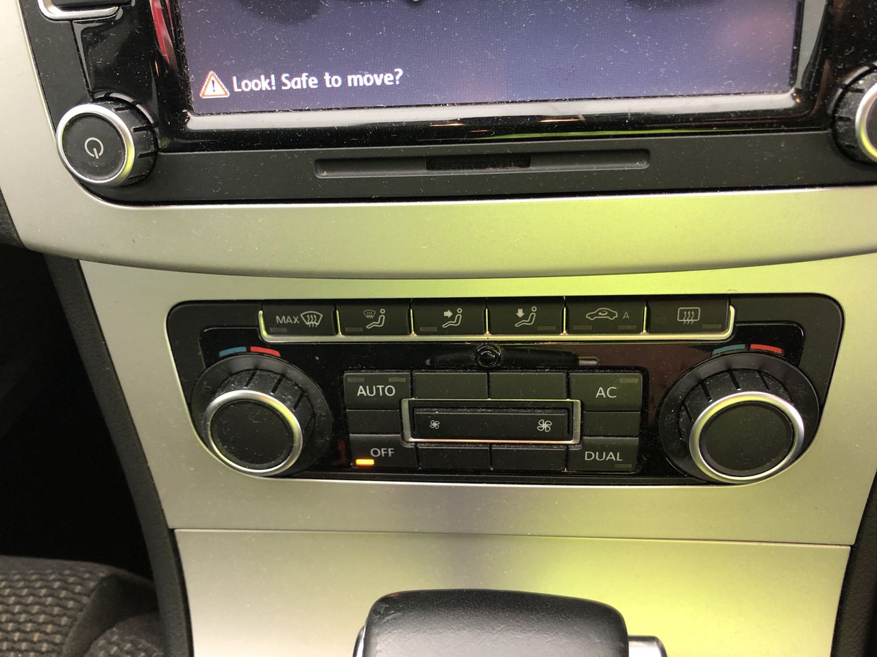 BELKIN MagSafe Charger Compatible, 3-in-1 Qi2 Wireless Charging Station 25W