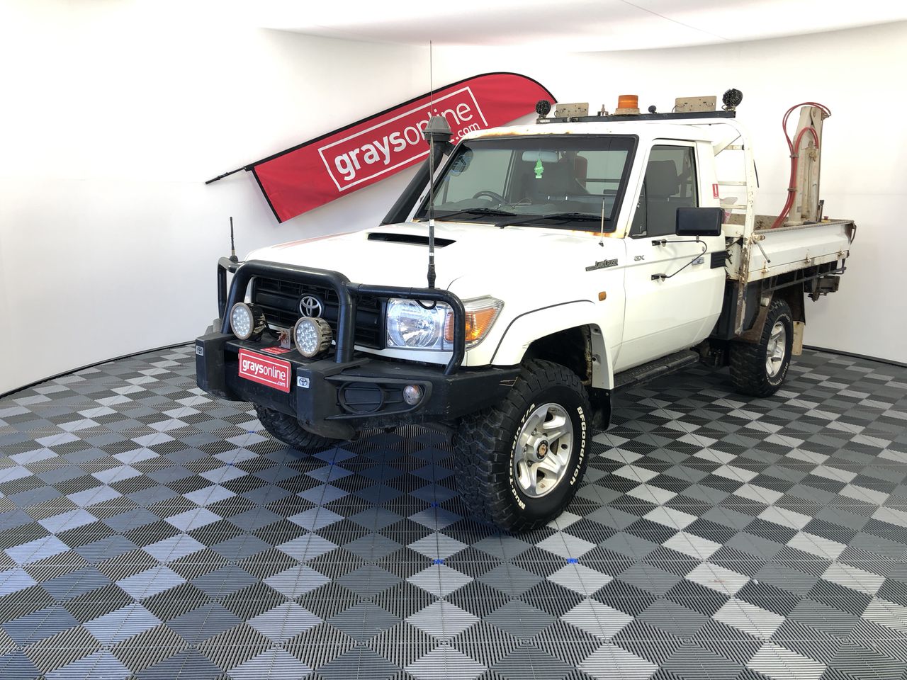 925 Sterling Silver Dark Green Crystal Disco Ball Earring & Necklace Set