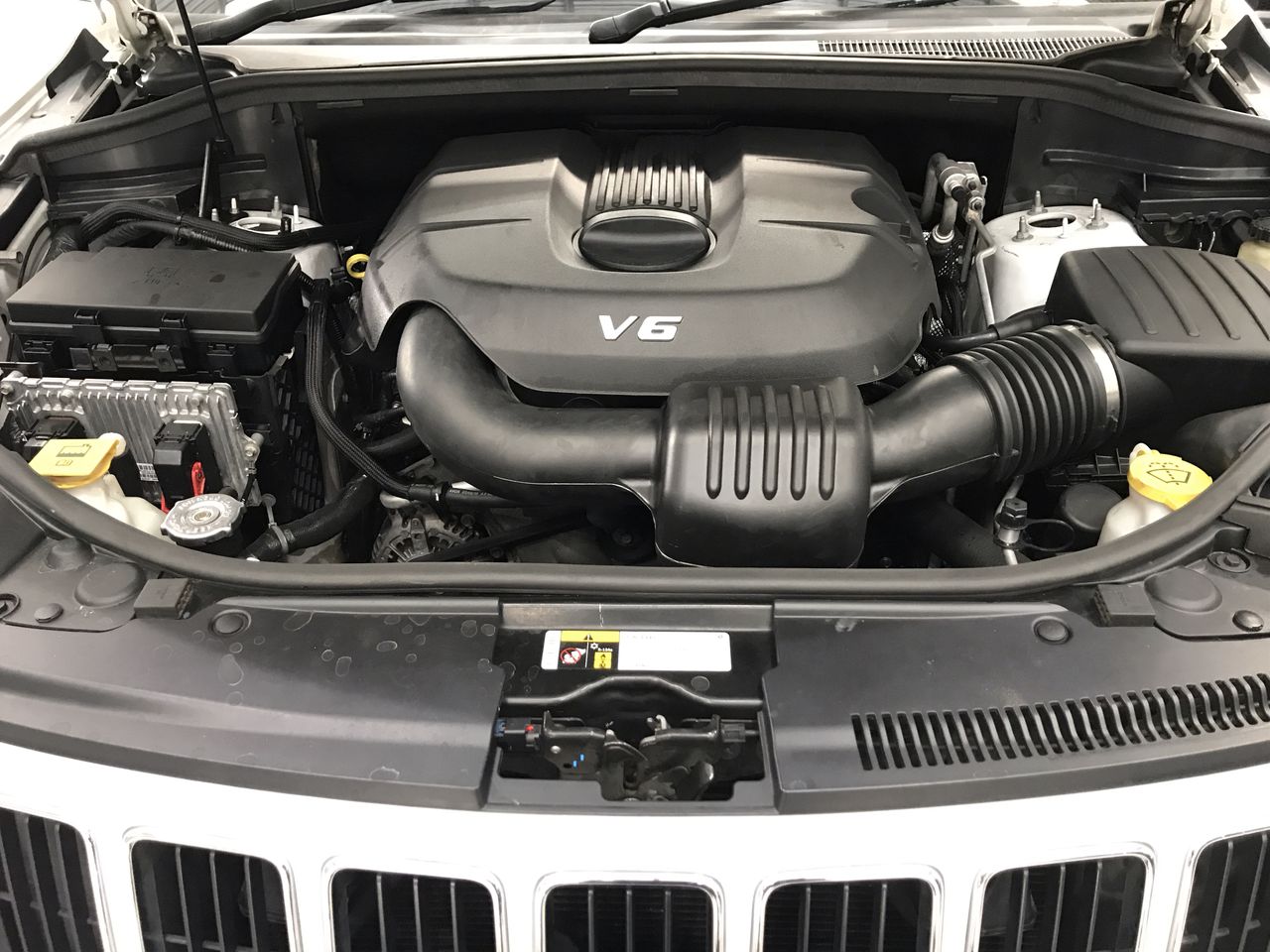 40FT Container Home / Granny Flat with Awning & Deck (2 Bedroom) (Unused)