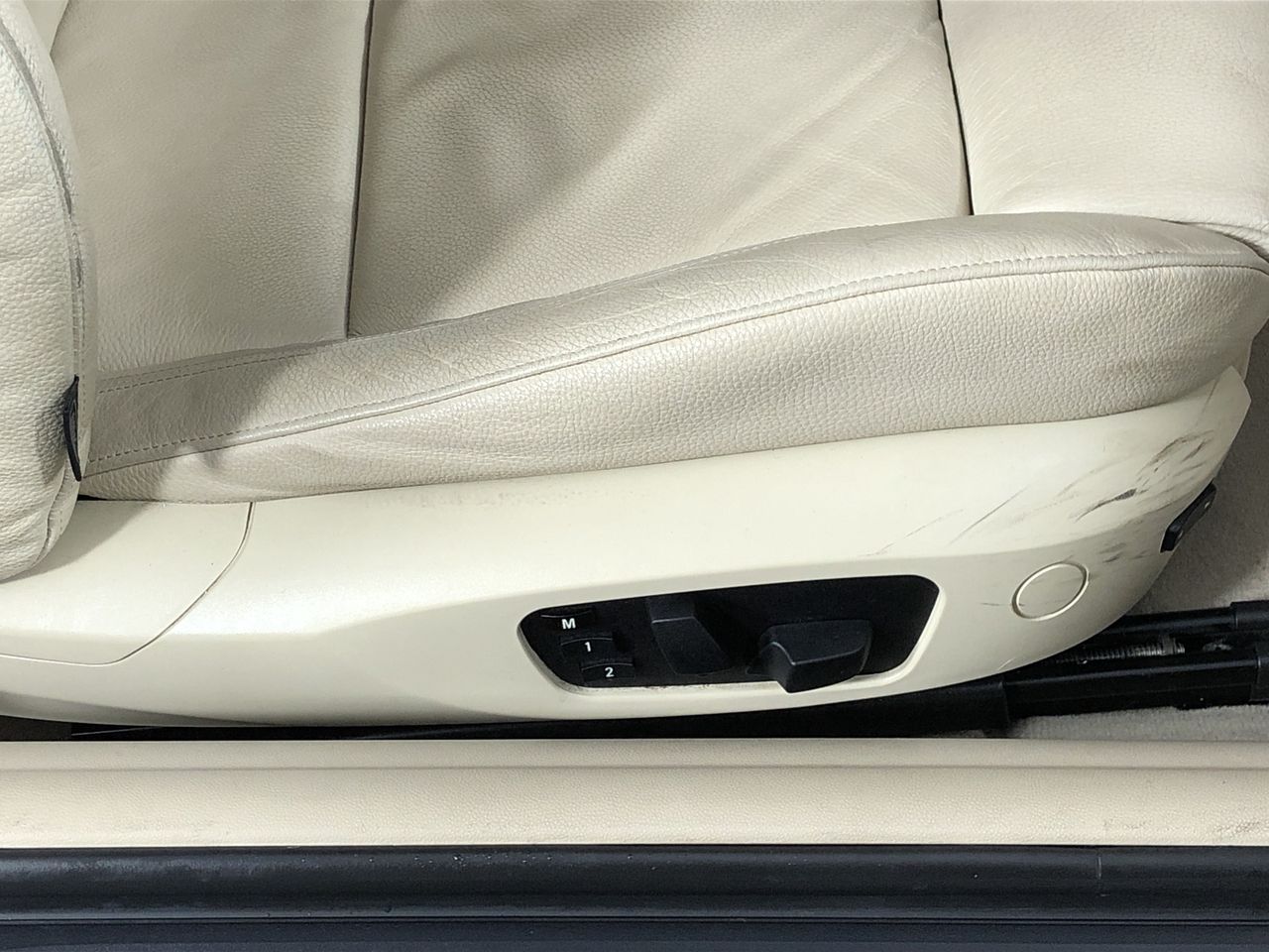 Le Maison De Ong Dark Moon Syrah 2015 (3x 750mL), Yarra Valley. 5* Prov.