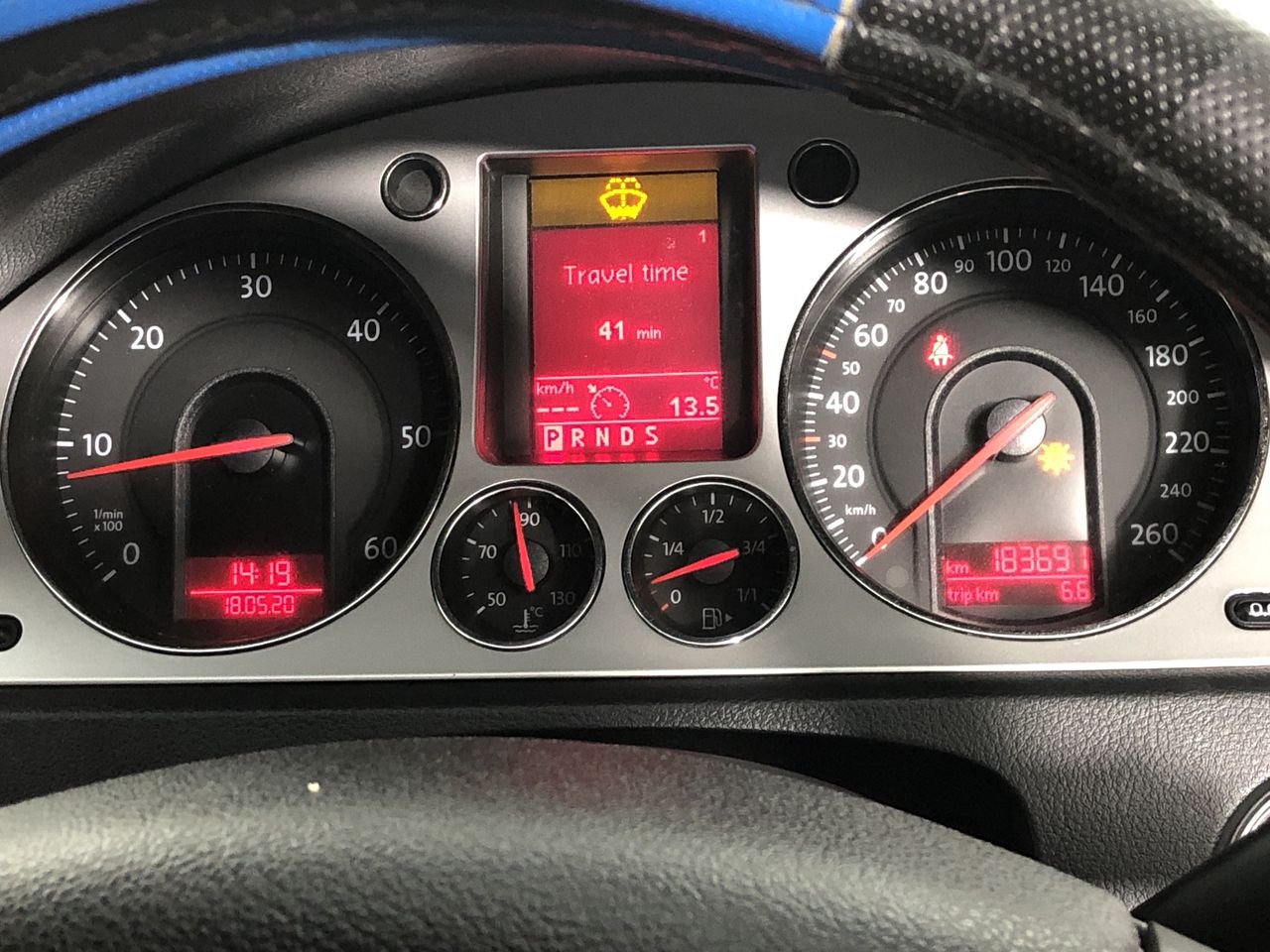 <p>Jumpstart Battery Trolley </p>