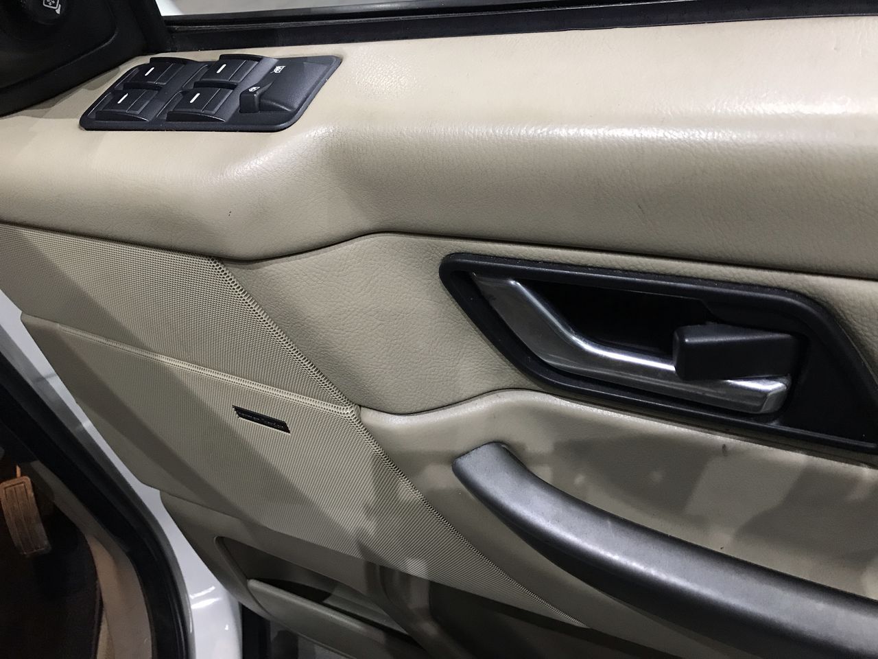 Stunning 925 Sterling Silver Plated "Love" Cuff Bangle - DEMO