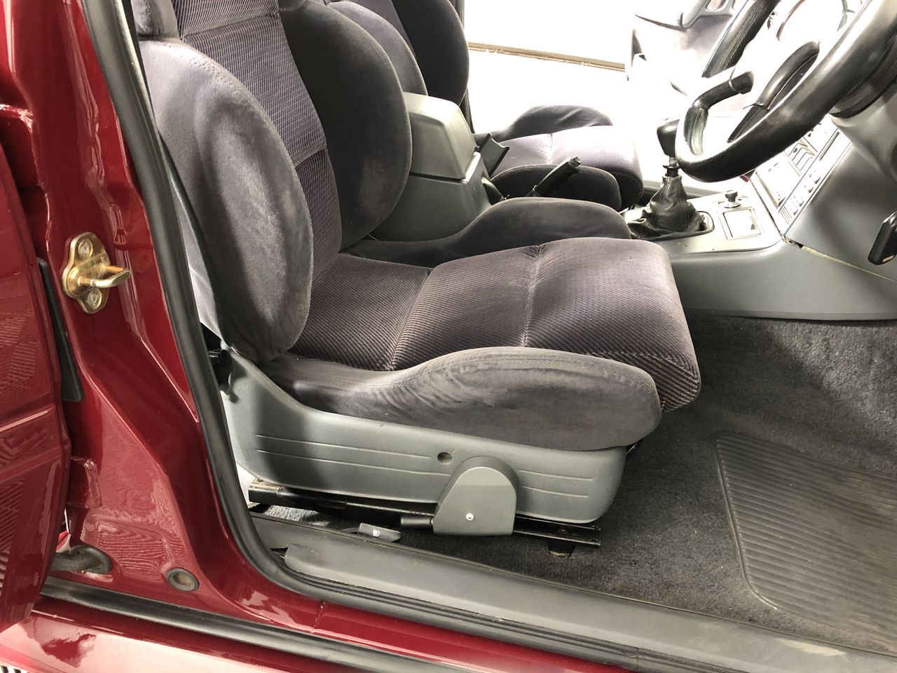 HP Pavilion 14-bw025AU Laptop AMD E2-9000e 4GBRAM/500GB