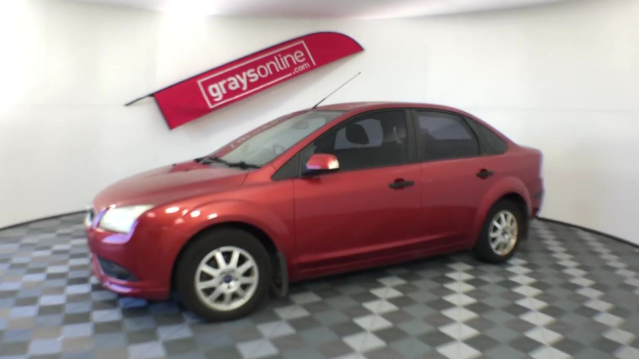 New Waterproof Men's Watch Barrel Shaped Transparent Quartz Watch Popular