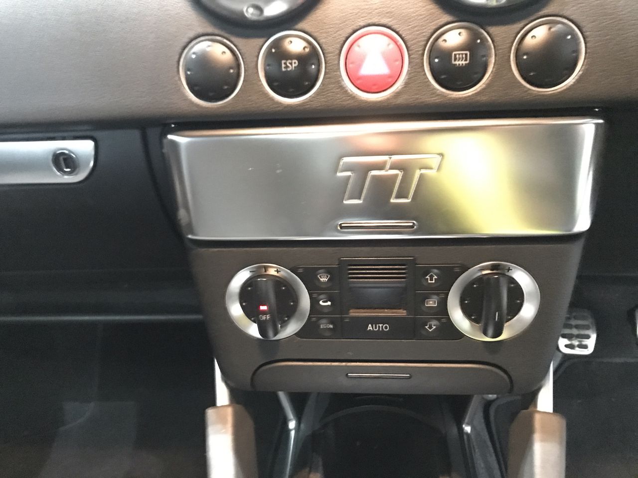 1 OZ 1948-215 FX, The First Holden Coin/token Finished in 999 Fine Silver