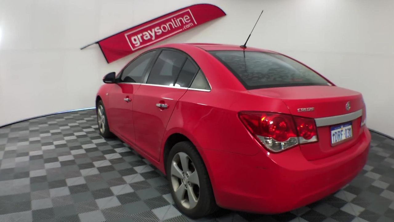 TITAN Insulated Carry All Tote, Grey.