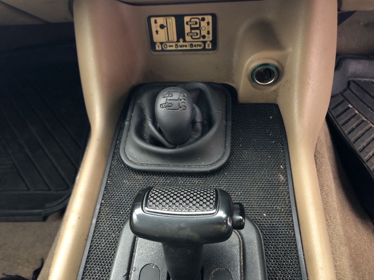 Classic 3mm Stainless Steel Curb Chain Necklace - 60cm (Yellow)