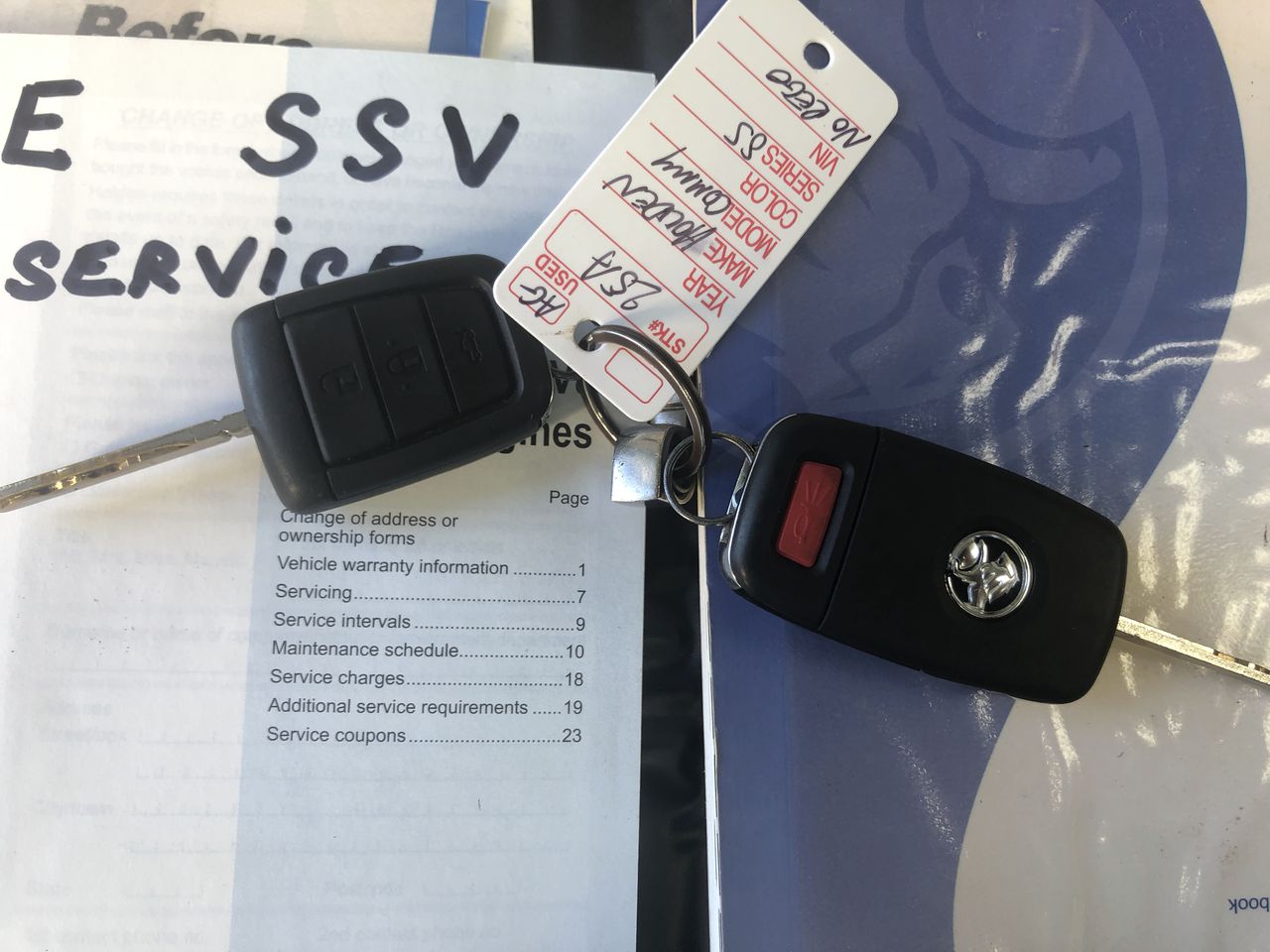 Classic Rhodium Plated Plain Heart Locket