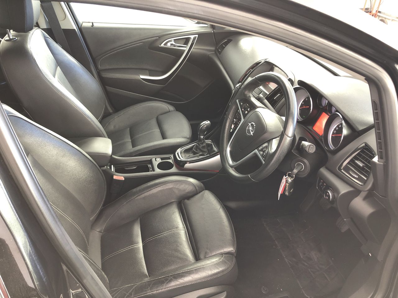 Expandable Container House with 1 Glass Wall & Ensuite(Unused)