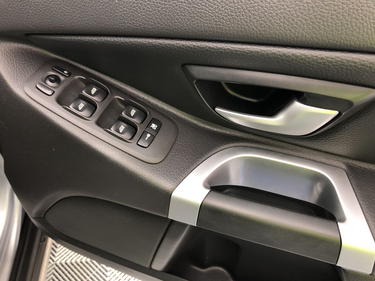 <p>Digga Skid Steer Sweeper Attachment</p>