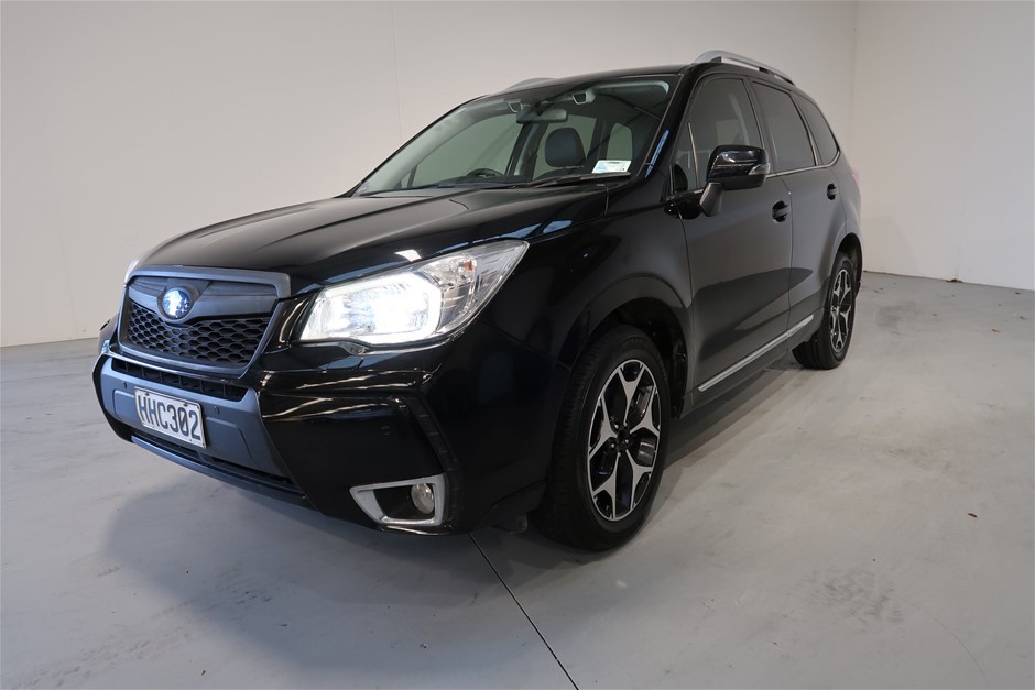 Approx 37 Ct of Loose Boulder Opal Chips (Coober Peby) In glass disp/bottle