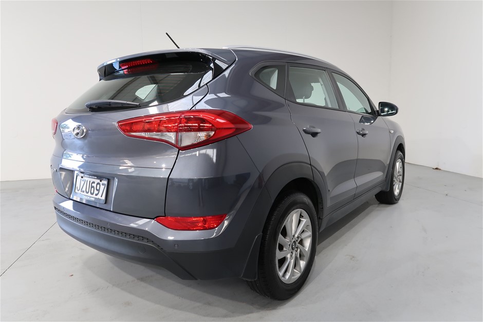 <p>2016 Nifty Mobile Hydraulic Platform</p>