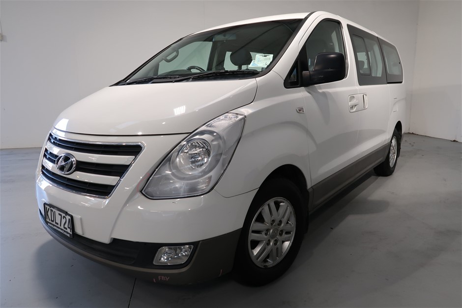 <p> Post Hole Digger </p>