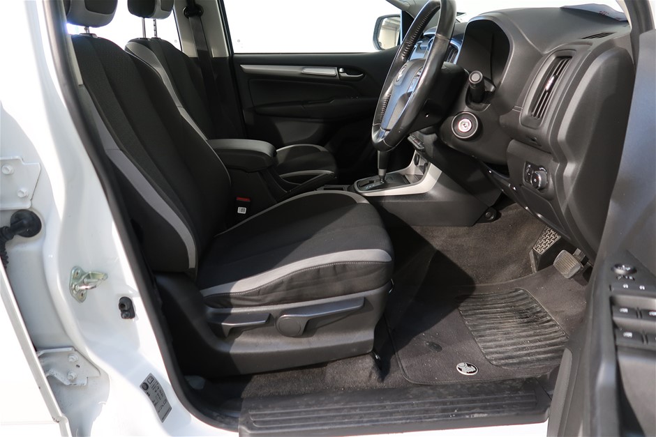 18K White Gold-Filled Single-Row Ring, Simulated Diamonds, Size 9