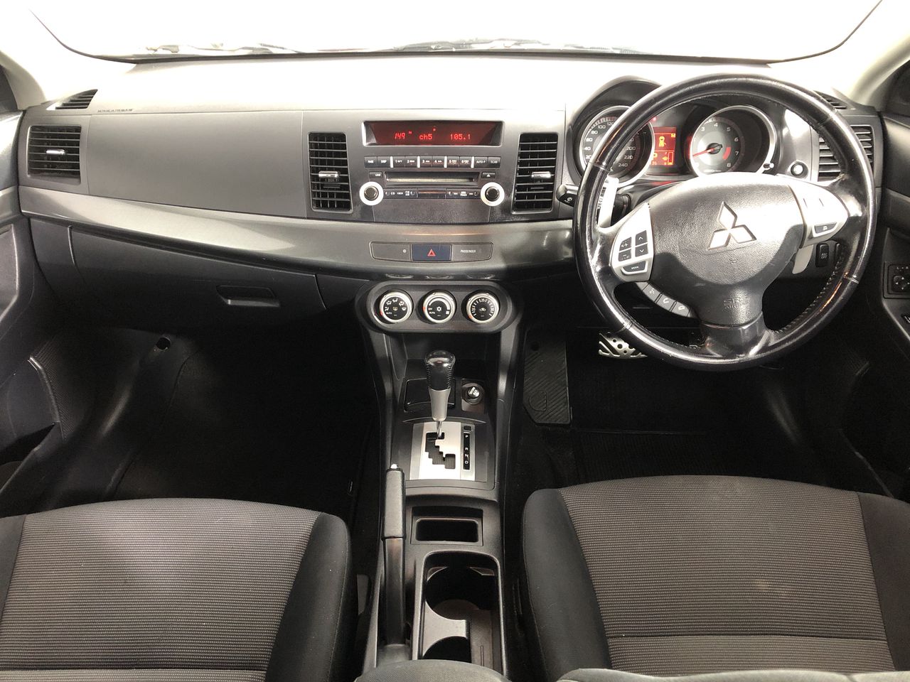 Circle of Friends Pink Moscato Slimline Cans NV (24x 250mL) Limestone Coast