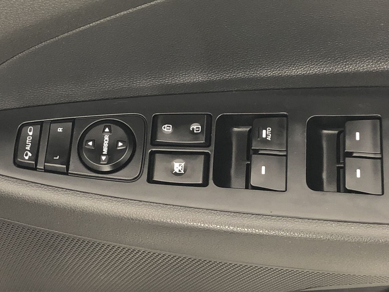 Drop Zone Shiraz 2021 (6x 750mL) Langhorne Creek