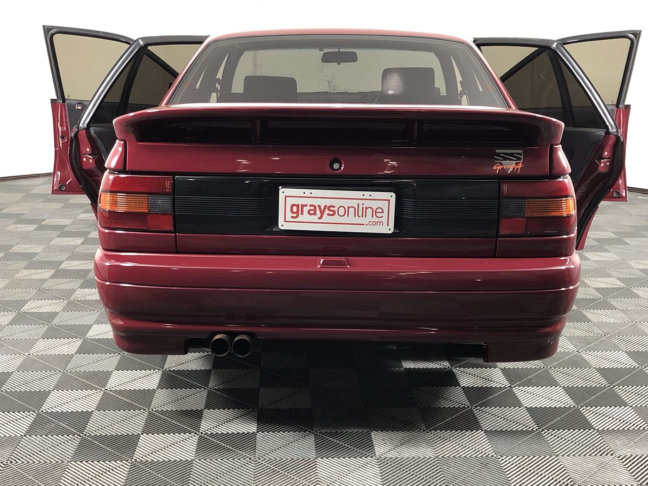 DAEWOO G25-2 4-Wheel Counter Balance Forklift