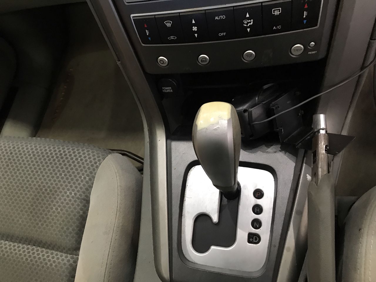 De Bortoli `Sacred Hill` Sparkling Brut NV (6x 750mL), Riverina, NSW.