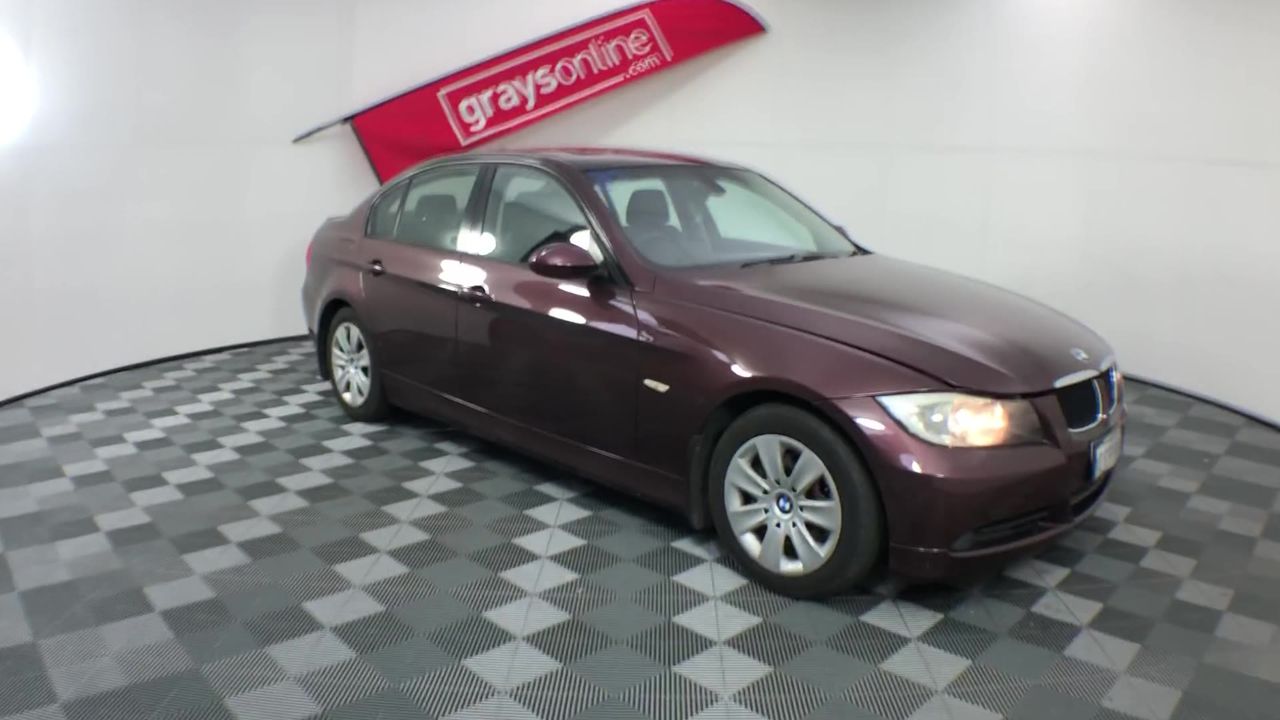 AMARI Luxury Velvet Throw, 152cm x 177cm, Blue.