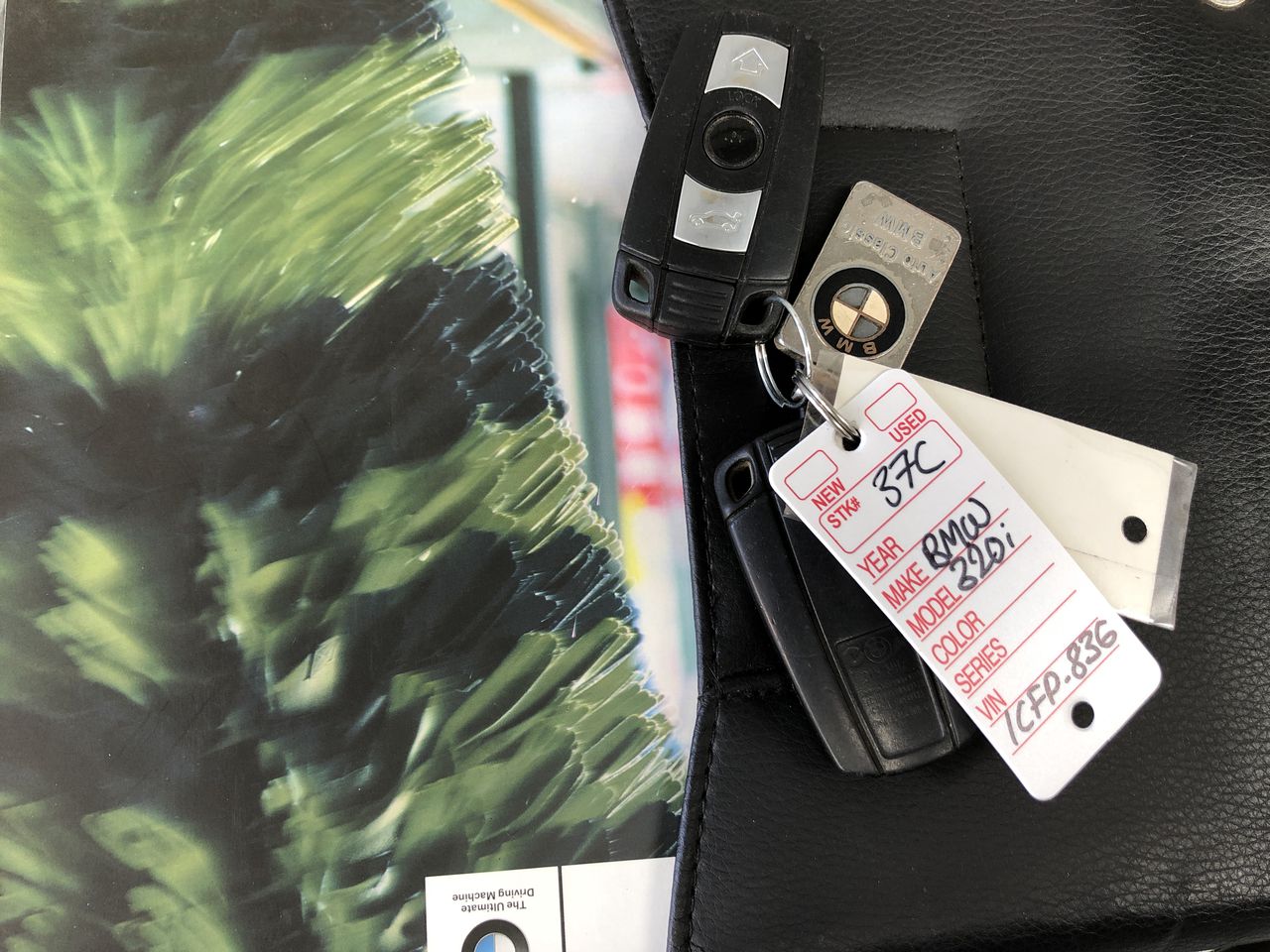 2 x SIGNATURE 4pk Stackable Shoe Boxes. NB: Used, not in original packaging