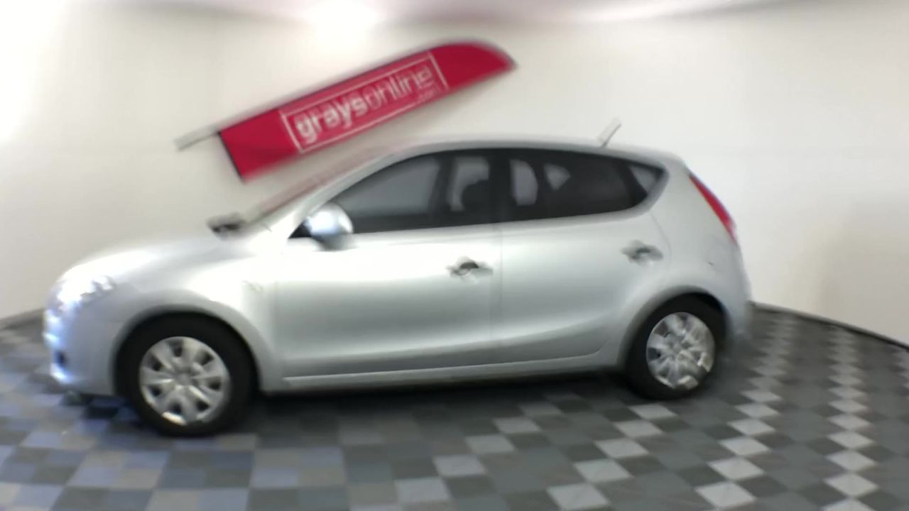 Huggies Ultra Dry Nappy Pants Girls Size 4 (9-14kg) 92 Count - Packaging Ma