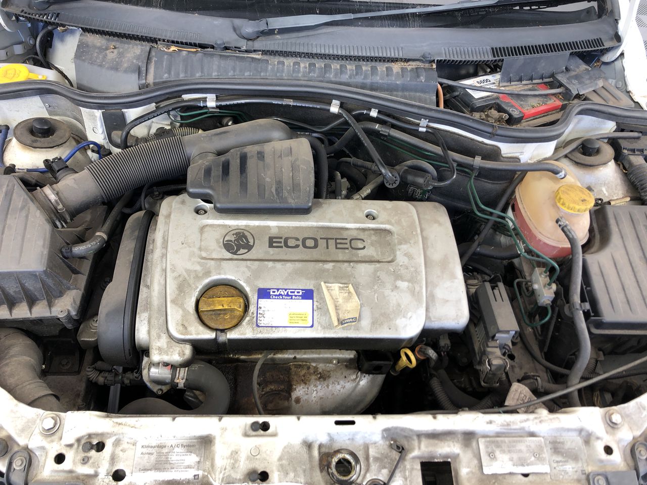 1/100 Scottdale gold bar x 2, 1 Gram Valcumbi & 1Germania Silver bar x 2 ea