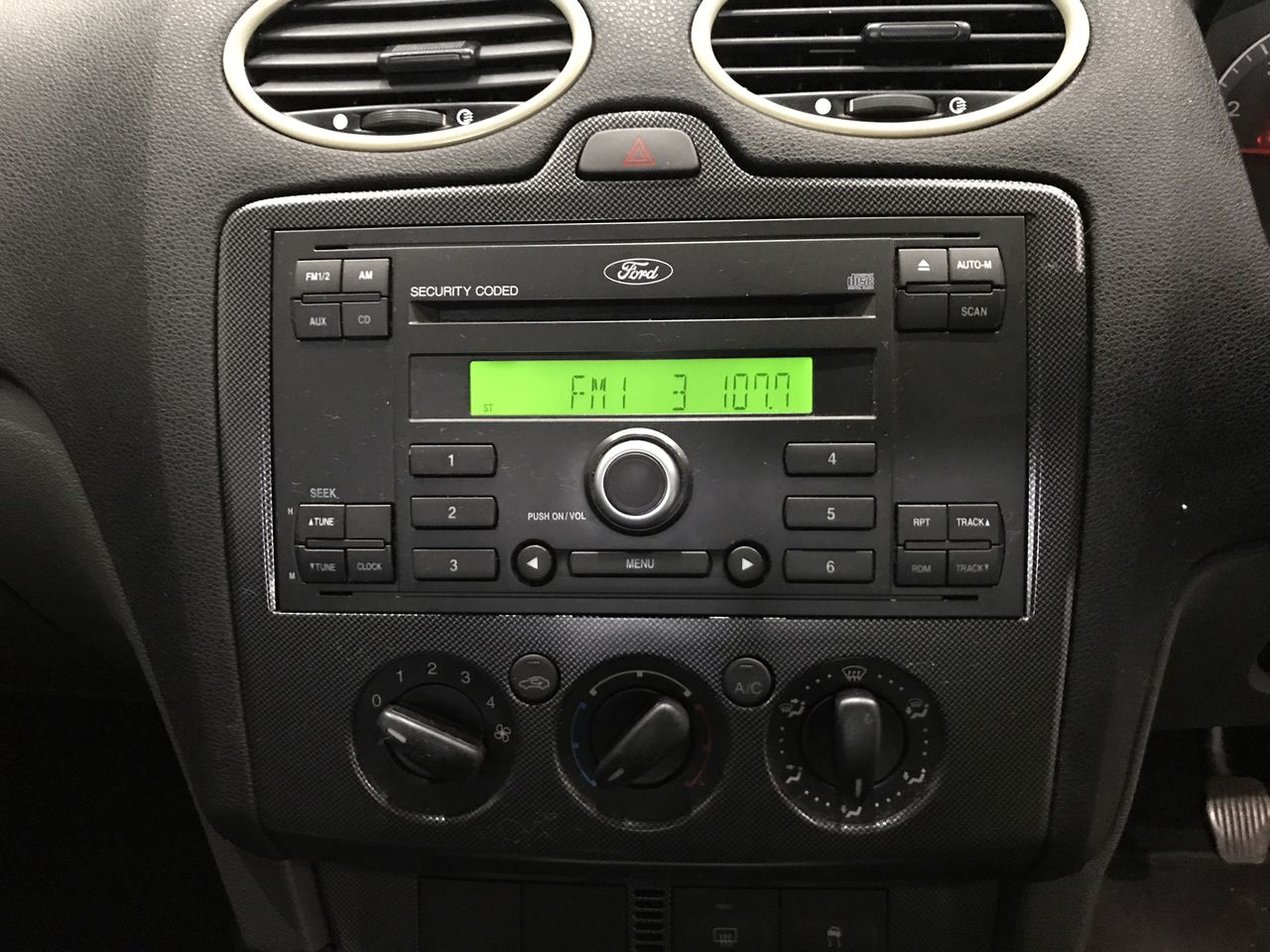 Quantity of 4 29.5-R25 Radial Earthmoving Tyres (Unused),