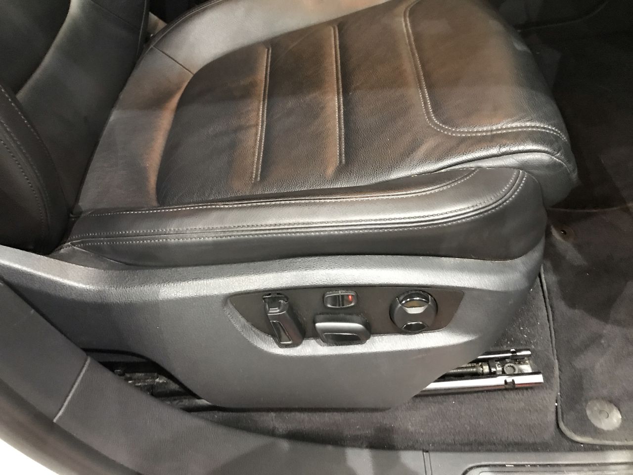 Elegant 18K Yellow  Gold  plated  Simulants  Emerald   & White Cz