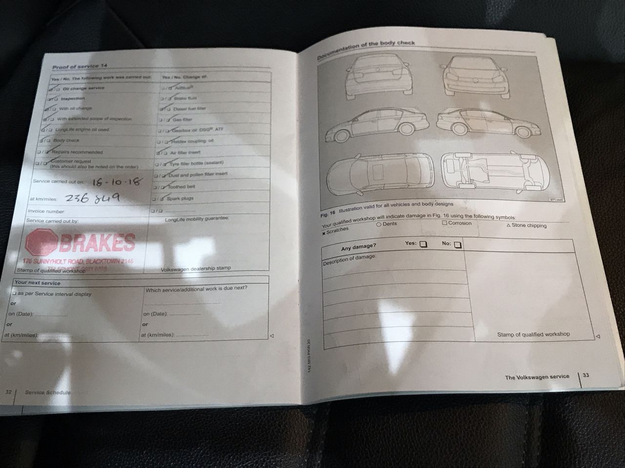 Elegant 18K White  Gold  plated  Emerald Simulants  Drop Earrings