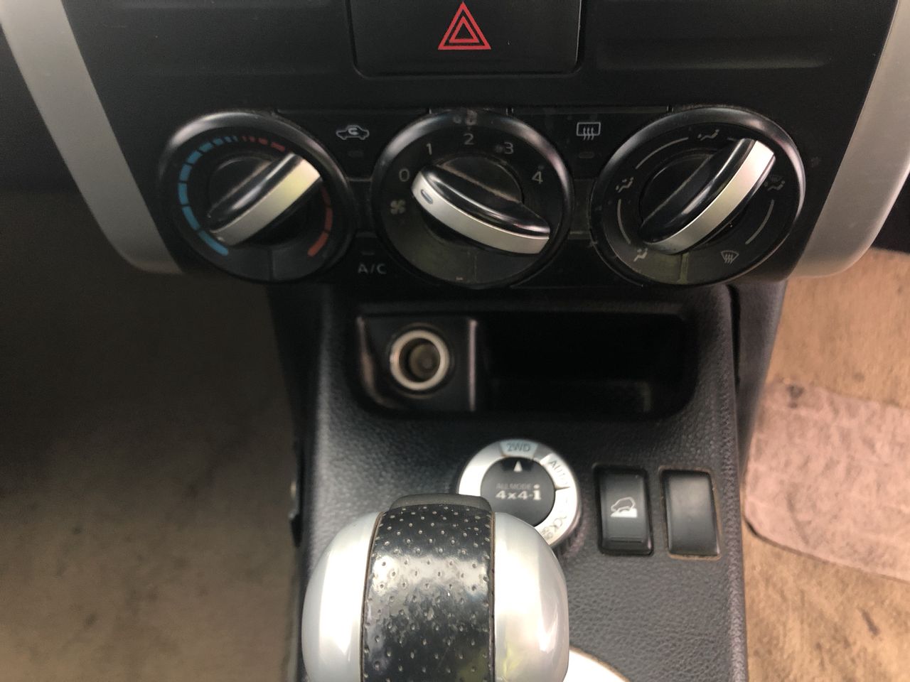 FEIT ELECTRIC LED Dimmable Round Ceiling Light With Remote Control.