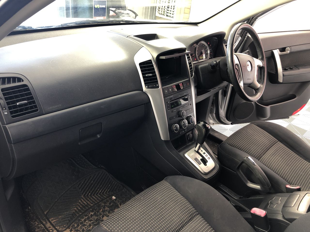 SENSH 1500G Machinists Hammer with Rubber Grip Fibreglass Handle.