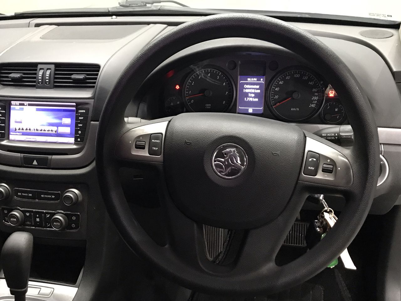 One Kilo of Australia KGV/King George VI/Queen Elizabeth Mix Date