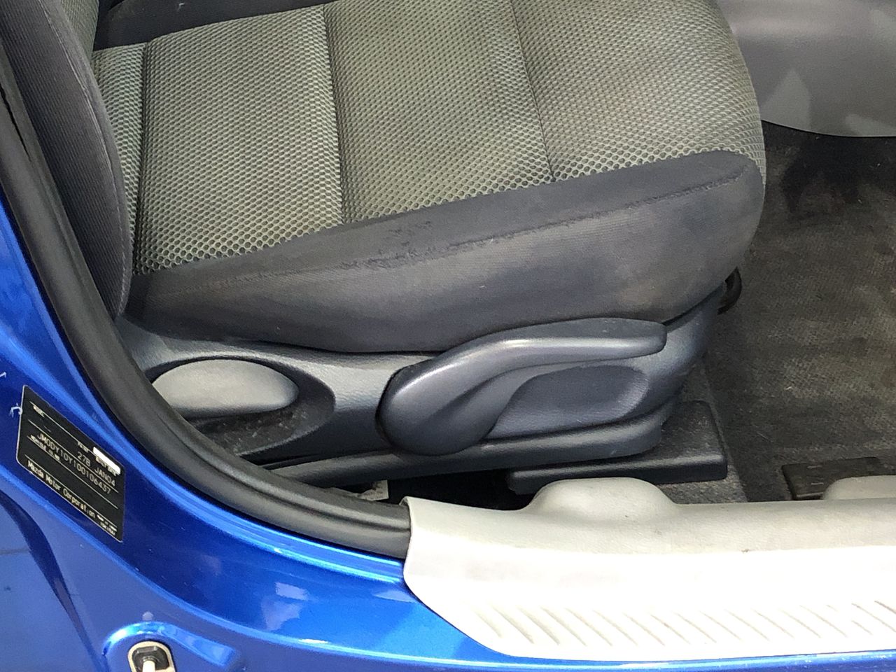 SIGNATURE Women's Shearling Boots, Size US8, Grey.  Buyers Note - Discount