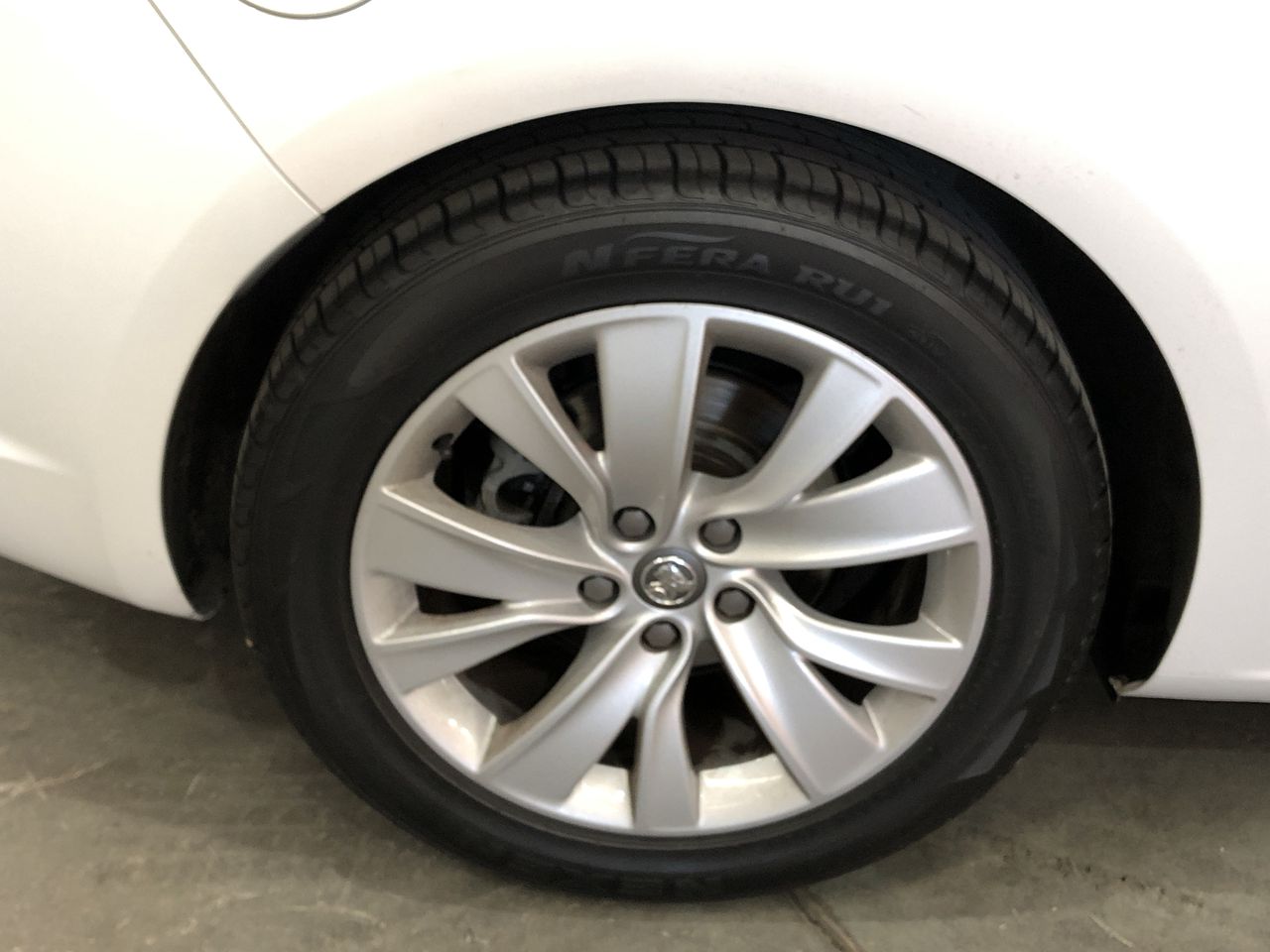 Night Merchant Gin Grapefruit And Soda Cans (24x 250mL) NSW