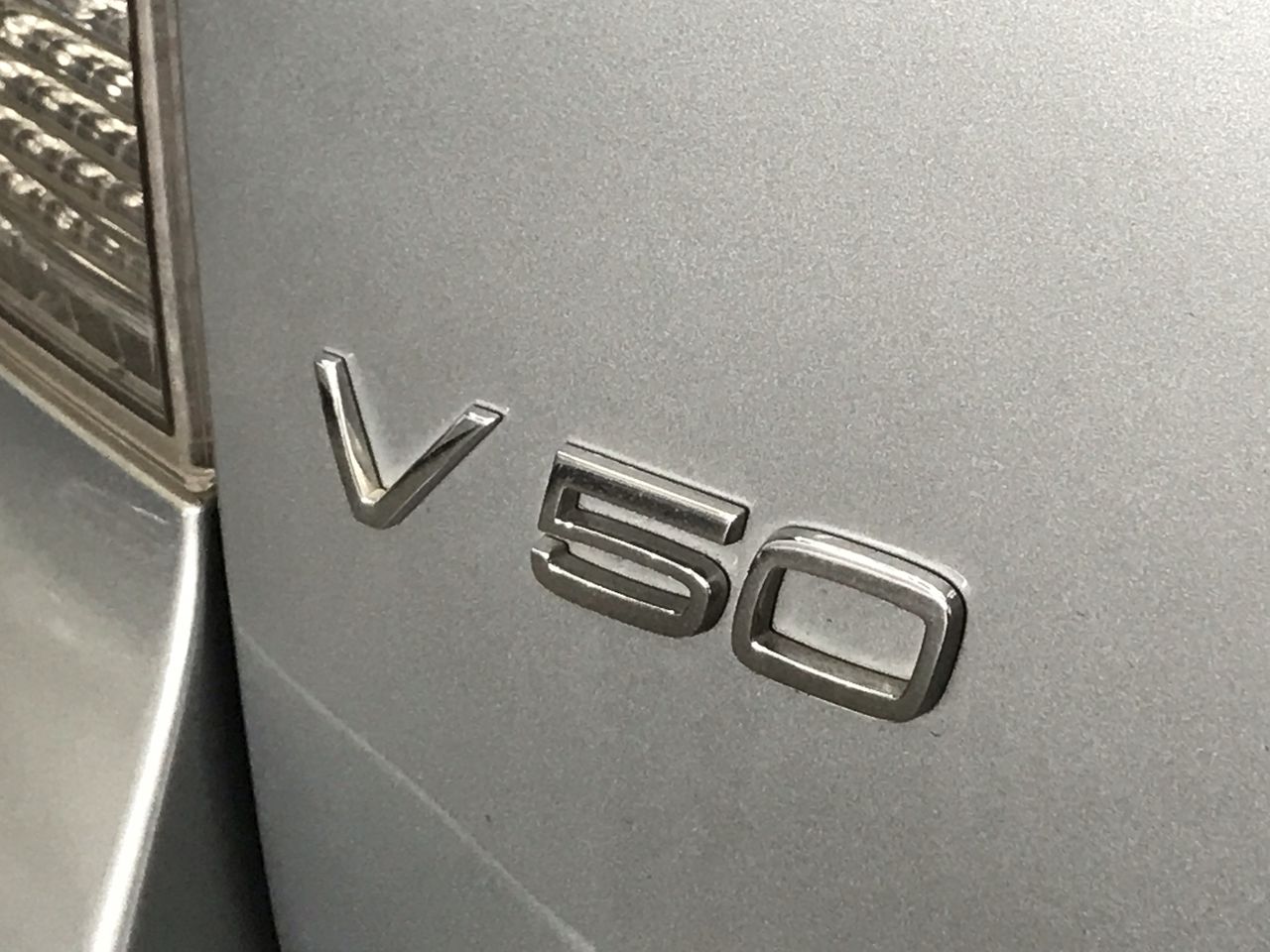 Jules Roy Chardonnay 2023 (6x 750mL), France.