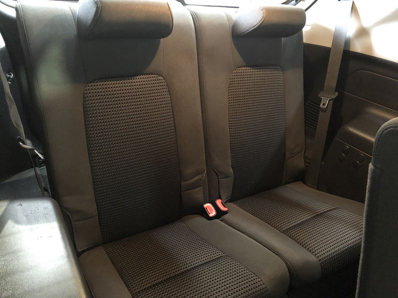 BOSCH Wet and Dry Vacuum Cleaner with Blowing Function. 1000 Watt, 15 Litre